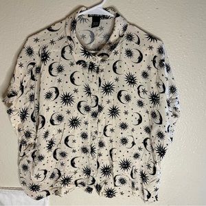 Hot Topic button down shirt